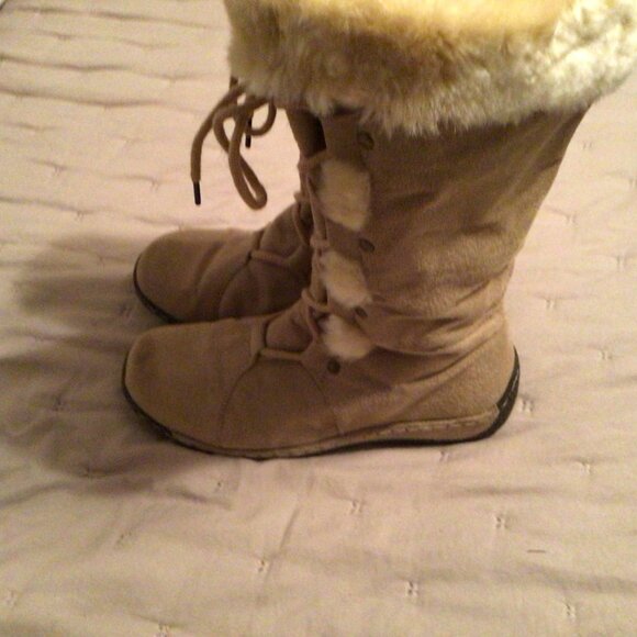 Yoki Size 8 M - Picture 1 of 7